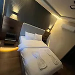 Skylife Oldcity 4*