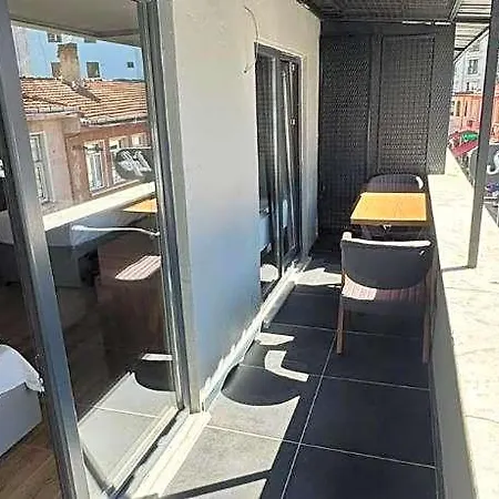 Apartmanhotel Skylife Oldcity 4*
