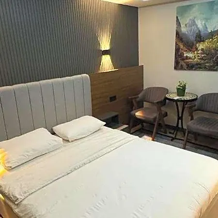 Skylife Oldcity 4*