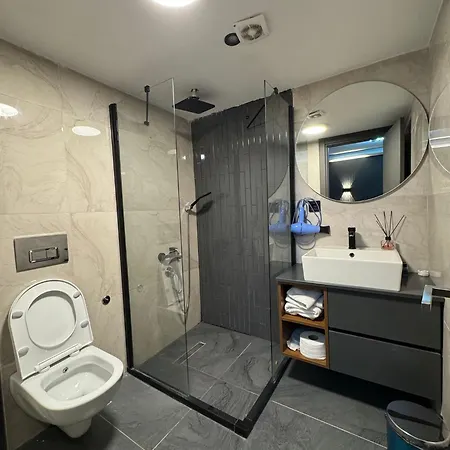 Skylife Oldcity Aparthotel